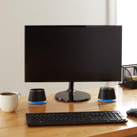 Pár stereo PC a notebook reproduktorov Amazon Basics, 3,5 mm AUX vstup, napájanie cez USB, čierne 5