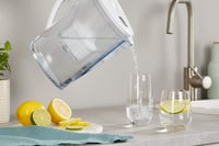 Vodný filter Amazon Basics, 6 ks, kompatibilný so systémami BRITA, pre kanvice Aluna, Marella, Style, Flow, Glass a systémy PerfectFit 6