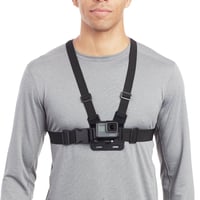 Hrudný popruh AmazonBasics pre GoPro a akčné kamery, nastaviteľný, ľahký a pohodlný, čierny 3