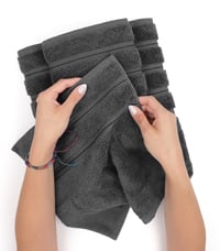 Sada luxusných osušiek American Soft Linen, 4 ks, 100% turecká bavlna, 68,6 x 137,2 cm, tmavosivá, veľké sprchové osušky 5