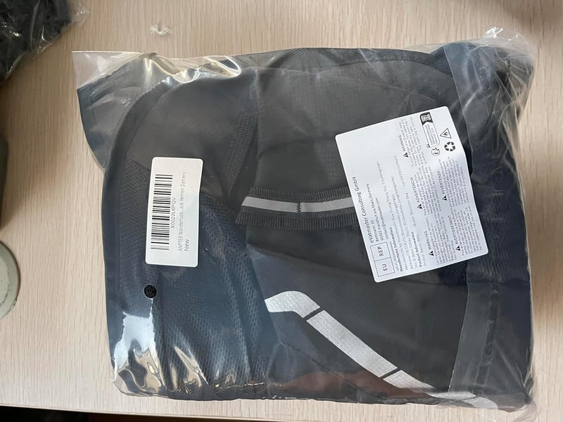 ANPTER Túra Hátizsák Férfi Női Vízálló Trekking Táska Laptop Rekesszel Könnyű Outdoor Kirándulás Utazás Fekete