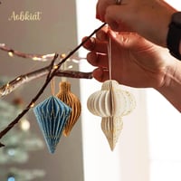 Aobkiat Karácsonyi Papír Díszek - 6 db 3D Méhsejt Mintás Függő Dekoráció Csillogó Szegéllyel, Piros-Kék-Barna, Fenyőfára és Koszorúra 4