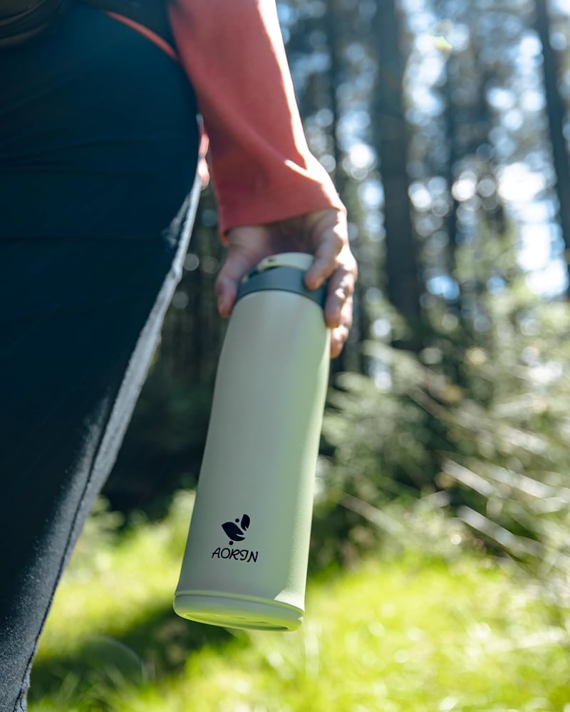 AORIN 500ml rozsdamentes acél termosz, vákuum szigetelt, szorítható, sport és utazáshoz - 500 ml, Beige
