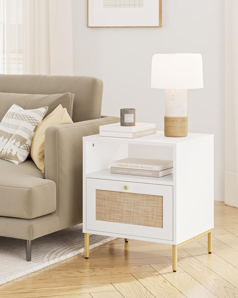 Apetaccat Rattan Éjjeliszekrény Fehér Boho Stílusú Fiókkal és Polccal 47x39x54cm - White