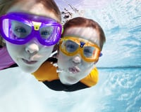Detské plavecké okuliare Aquasphere Seal Kid od 3 rokov s modrými sklami, UV ochranou, úpravou proti zahmlievaniu a tesnením zo silikónu, ktoré zabraňuje pretekaniu 9