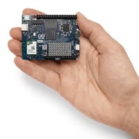 Hybridná vývojová doska Arduino UNO Q 4GB ABX00173 s procesormi Qualcomm QRB2210 a STM32U585, AI Vision, IoT, robotika, Linux Debian, Wi-Fi 5, USB-C 7