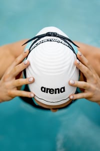 ARENA Aquaforce Wave úszósapka USA stílusú verseny sapka - L, Black 8