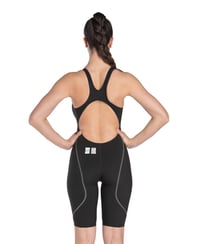 Costum de înot de competiție pentru femei Arena Powerskin ST Next, aprobat FINA, material reciclat, bretele ranforsate, negru, mărimea 28 (EU) 2