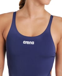 Dámske jednodielne plavky Arena Solid Swim Tech Team – Materiál MaxLife Eco, rýchloschnúce, odolné voči chlóru, UV ochrana UPF 50+ 4