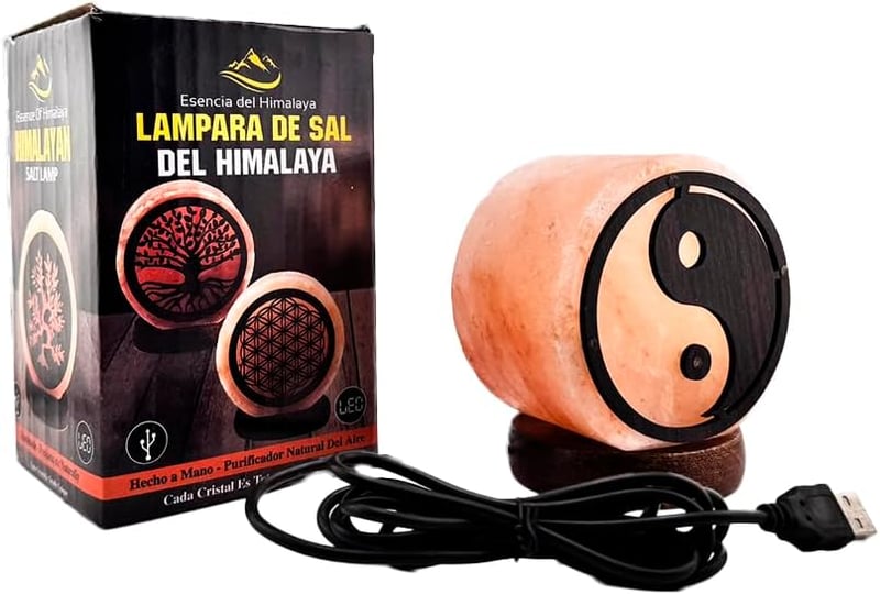 AROMASENSES USB Himalája Sólámpa Pakisztáni Sókristályból Fa Alappal, Yin Yang Dizájn, LED Világítás, Kézműves, 100% Természetes