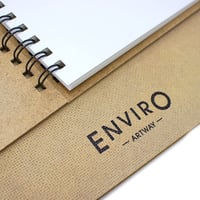 Artway Enviro Skicár so špirálovou väzbou, A2 – 35 listov, 170 g/m² recyklovaný papier, tvrdá väzba, biely, formát na výšku 4
