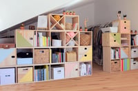Modulárny policový systém Astigarraga Kit Line Dinamic so 4 kockami, masívne borovicové drevo – 70,8x70,8x33 cm 5