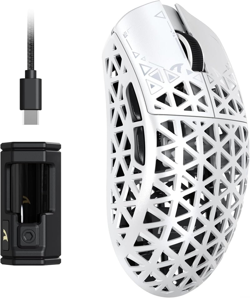 ATTACK SHARK R5 Ultra Szénszálas Vezeték Nélküli Gamer Egér, 39g Ultrakönnyű, 8000Hz Mintavétel, 42000DPI, Hármas Csatlakozás, Win/Mac - Feh