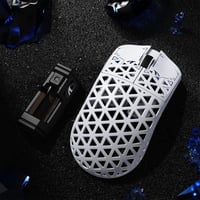 ATTACK SHARK R5 Ultra Szénszálas Vezeték Nélküli Gamer Egér, 39g Ultrakönnyű, 8000Hz Mintavétel, 42000DPI, Hármas Csatlakozás, Win/Mac - Feh 9