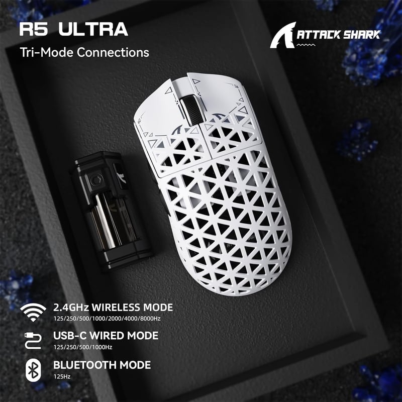 ATTACK SHARK R5 Ultra Szénszálas Vezeték Nélküli Gamer Egér, 39g Ultrakönnyű, 8000Hz Mintavétel, 42000DPI, Hármas Csatlakozás, Win/Mac - Feh