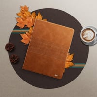 AUAUA iPad Air Tok 10.9-11" - Barna PU Bőr Védőtok Apple Pencil Tartóval, Automatikus Alvás/Ébresztés Funkcióval, M2/M3/5/4 Generációs Model 2