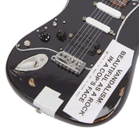 AXMAN Kurt Cobain minijaturna replika gitare | Rock In A Cop | Dekorativna kopija instrumenta za kolekcionare 3