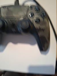 Bezdrôtový ovládač PlayStation DualSense pre PS5 — chybný, na náhradné diely: Obe páčky na ovládači majú drift (stav: pozri 2. obrázok) 5
