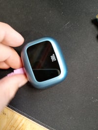JBL Live Buds 3 Bluetooth Fülhallgató Kék — hibás, részben működik: gyenge hangerő, gumiillesztékek nélkül (állapot: lásd a 2. képet) 3