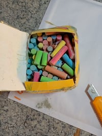 Jovi CLASSCOLOR Školski set kreda u boji – 100 komada raznih boja – Set kreda za ploču – Vidljivo korišteno 2