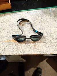 Ochelari de înot unisex pentru adulți Arena The One, gri fumuriu-negru, câmp vizual extins, strat anti-aburire, protecție UV, punte nazală cu auto-ajustare 2