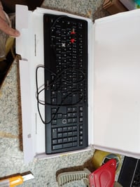 CHERRY Stream tipkovnica sa žicom, QWERTZ njemački — neispravna, djelomično radi: otpala tipka D (stanje: vidi 2. sliku) 2