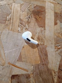 Pravé slúchadlo — Apple AirPods Pro (náhradný diel) 3