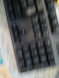 KROM Kernel Mechanikus Gaming Billentyűzet – Spanyol Kiosztás, RGB LED — poros, hajszálas billentyűzet (állapot: lásd a 2. képet) 4