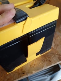Baterie de schimb originală Peg Perego 24V 8Ah pentru vehicule electrice – margine ruptă, baterii uzate (stare: vezi a 2-a imagine) 4