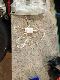 BHHB 30W USB-C Töltő 3 Portos Gyorstöltő Adapter 2 db Type-C és 1 db USB-A Csatlakozóval, 2 m USB-C Kábellel, iPhone 17 16 15 Pro Max 2