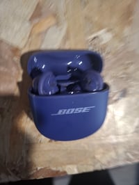 Bose QuietComfort Ultra Bluetooth slušalice 2. gen. tamnoljubičaste s uklanjanjem buke IPX4 360 — masni jastučići i kutijica za punjenje (stanje: vidi 2. sliku) 5