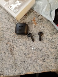 Căști True Wireless JBL Tune Flex TWS cu anulare a zgomotului, negru - Utilizate, interiorul carcasei este unsuros și murdar (stare: vezi a 2-a imagine) 2