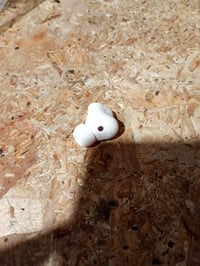 Căști Beats Studio Buds+ True Wireless cu anularea zgomotului — Cască stânga (piesă de schimb) 2