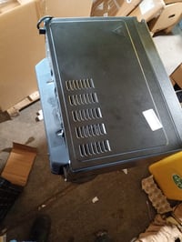 Mikrovalna pećnica LG MH6565CPB s grilom, 25 litara, 1000 W, Smart Inverter, kvarcni gril, EasyClean, crna, rabljeno 2