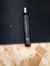Periuță de dinți electrică Oral-B iO Series 2 neagră, 3 moduri de curățare, design Braun – fără capăt de periuță inclus (stare: vezi a 2-a imagine) 2