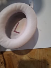 Bose QuietComfort Bluetooth slúchadlá s potlačením hluku a mikrofónom, cez uši (over-ear), výdrž batérie až 24 hodín, cyklámenová (použité) 4