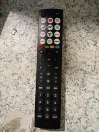 Hisense 40E4KT Full HD Smart TV 40" (101 cm) — neispravan, za dijelove: ne uključuje se, daljinski također ne radi (stanje: vidi 2. sliku) 2