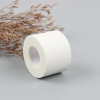 GTAGKOMMEN Sporttape 4 Tekercs Öntapadós Sportszalag 2,5cm x 10m - Bőrbarát, Könnyen Téphető Fehér Kötésszalag Futballhoz, Mászáshoz, Kézila 8