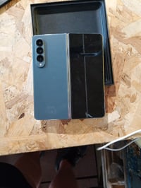 Samsung Galaxy Z Fold4 5G összecsukható okostelefon 256 GB szürkezöld — Szalagkábel sérült(Teljesen kinyitott (állapot: lásd a 2. képet) 2