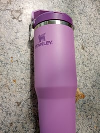 Termoska so slamkou Stanley 1913 IceFlow Flip Straw Tumbler 0,89 l, fialová (Lilac) – použitý stav (stav: pozri 2. obrázok) 3