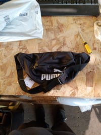 Borsetă unisex pentru copii PUMA Phase, negru 091165 - defect cosmetic: capătul cataramei este ușor desfăcut, dar produsul este funcțional (stare: vezi a 2-a imagine) 3