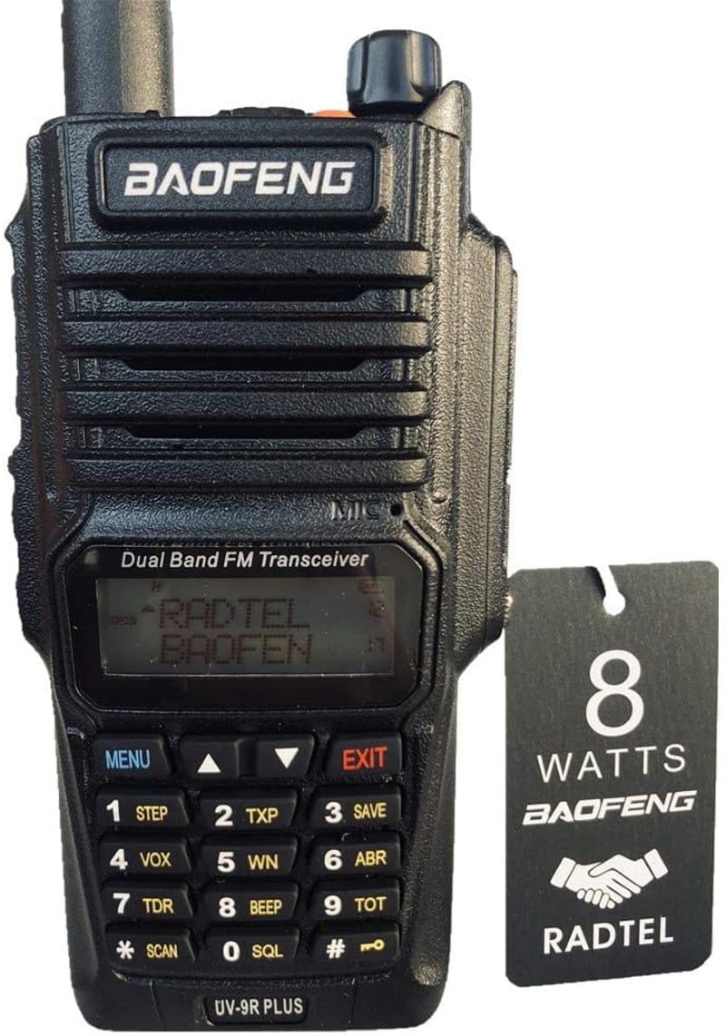 Baofeng UV-9R Plus 8W-os vízálló adóvevő, dupla sávos, FM rádióval és lámpával