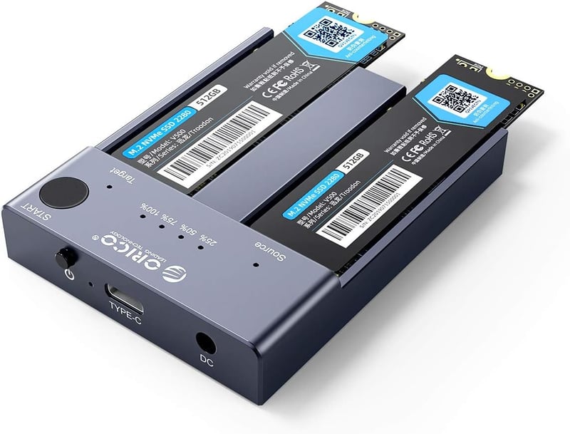 ORICO NVMe M.2 SSD Klónozó Dokkoló - 10 Gbps, Két Rekeszes, Offline Másolás