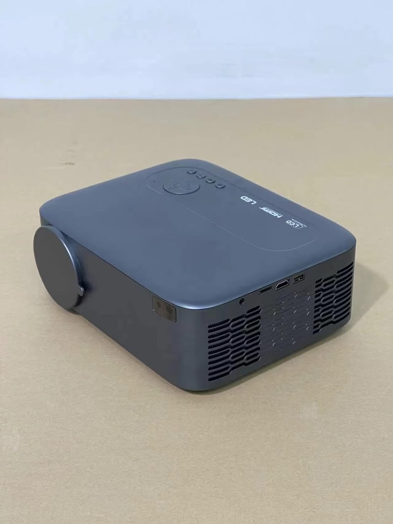 XGIMI 4K WiFi projektor, 20000 lumen, 300" vetítés, Bluetooth, zoom funkcióval