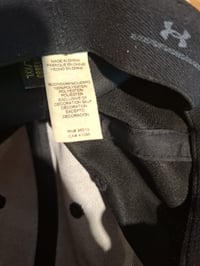 Șapcă de baseball pentru bărbați Under Armour Blitzing 3.0, negru/alb, mărimea XL/XXL, respirabilă, croială stretch fit 6