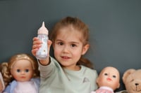 BABY Born Magická fľaštička – Ružový doplnok pre bábiky s efektom pitia – Prémiová hračka pre bábiky – Od 1 roka 5