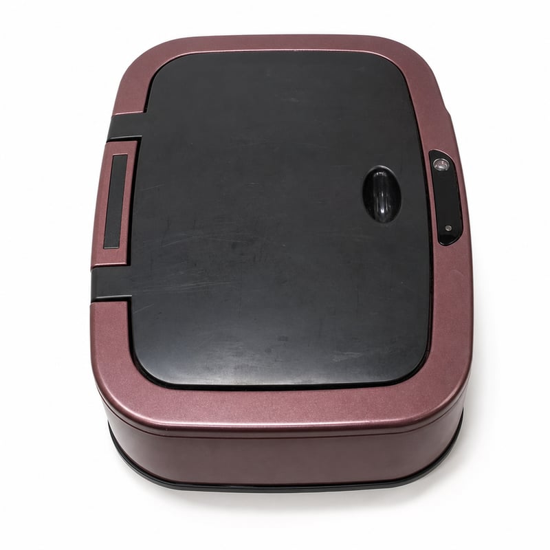 Amazon Basics Automatikus Rozsdamentes Acél Szemeteskuka, Szögletes, 12 literes, Burgundi Vörös, Használt