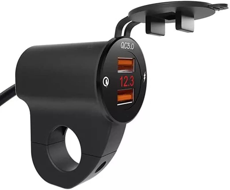 Baceyong Vízálló 12V Motoros Töltő QC3.0 Dupla USB Porttal és Feszültségmérővel - Okostelefon, Tablet és GPS Töltéshez