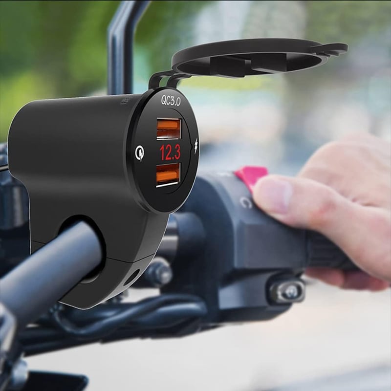 Baceyong Vízálló 12V Motoros Töltő QC3.0 Dupla USB Porttal és Feszültségmérővel - Okostelefon, Tablet és GPS Töltéshez