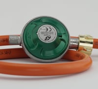 Set regulator de presiune gaz Bachfischer DSS cu etichetă de siguranță și furtun de gaz de 80 cm, 50 mbar, pentru arzătoare, grătare cu gaz și grătare pentru paella 2